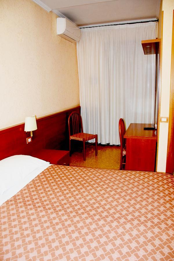 Hotel Bruna Rome Extérieur photo