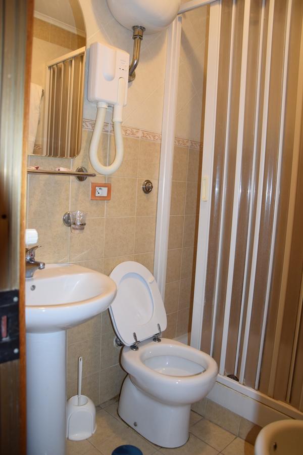 Hotel Bruna Rome Extérieur photo